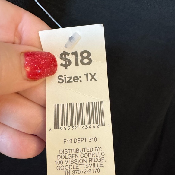 NWT Black/White Layered Look Top w/Studded Detail   1X   #3 - Picture 8 of 9